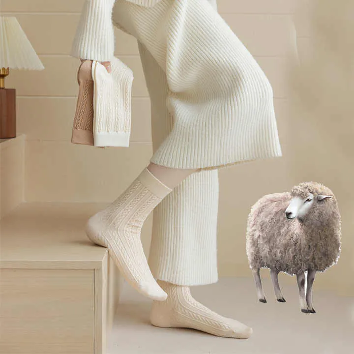 جودة المارينو الصوف الجوارب طاقم الرياضة . Quality Merino Wool Crew Socks Youth Size Winter Thick