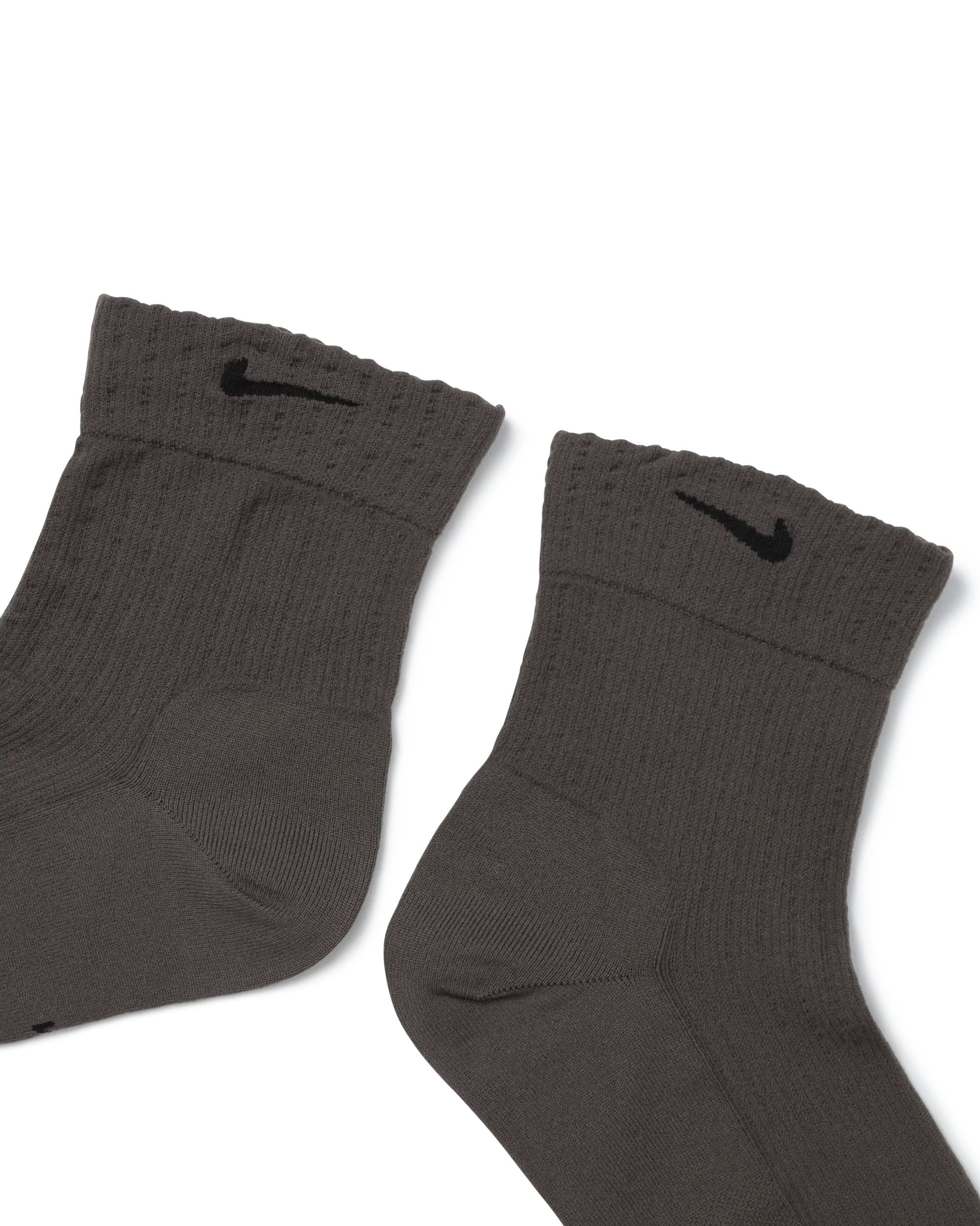 W NK SHEER ANKLE 1PR 200
